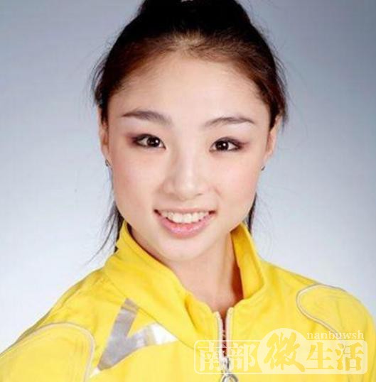 1米74体操女神近照，曾北京奥运会夺银，31岁的她依旧颜值无敌！